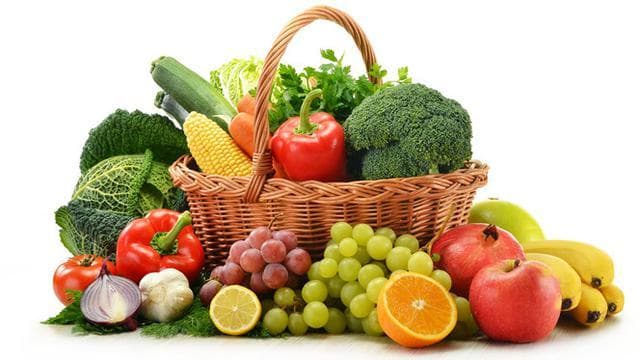 Beberapa buah dan sayur yang kini kita kenal merupakan hasil campur tangan manusia. (via Liputan6)