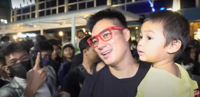 Baim Wong dihujat karena mengajukan HAKI atas merek 'Citayam Fashion Week'. (YouTube Baim Paula)