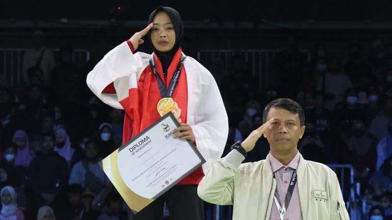 Safira Dwi Meilani, juara dunia pencak silat asal Kudus. (Facebook.com/OneSilat/photos)
