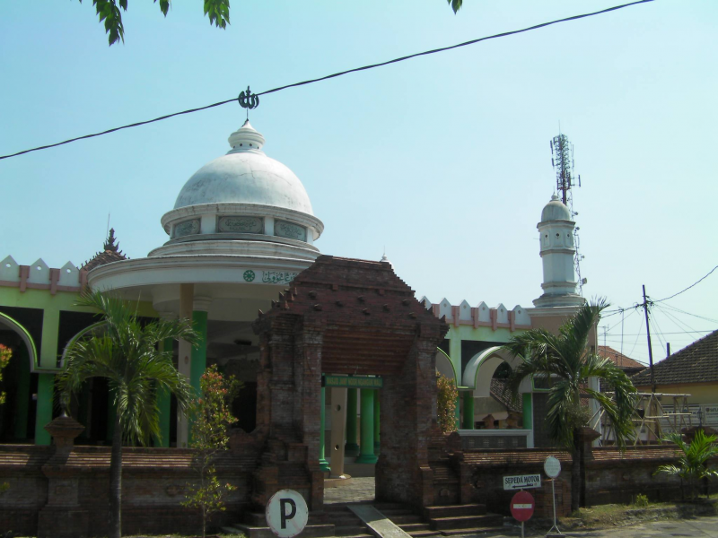Masjid Nganguk Wali Kudus masih punya bagian yang masih asli sebagaimana saat kali pertama dibangun ratusan tahun yang lalu. (Facebook/Info Seputar Kudus)