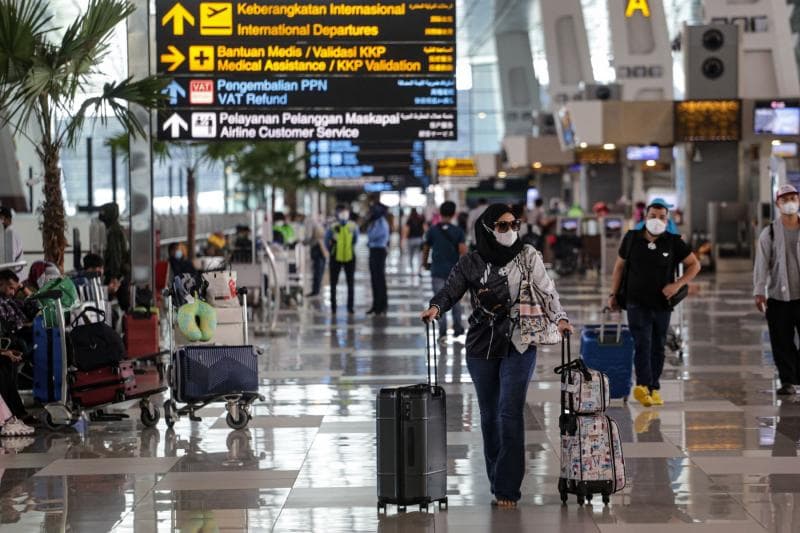 Ilustrasi: Pihak Bandara A Yani Semarang menerapakan aturan baru bagi penumpangnya. (MI/Antara)
