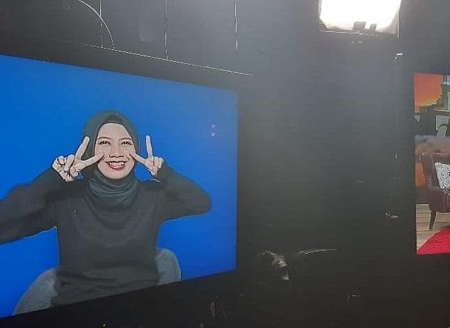 Winda Utami merupakan juru bahasa isyarat yang sudah sering muncul di berbagai acara televisi nasional. (Instagram/wind.utami)