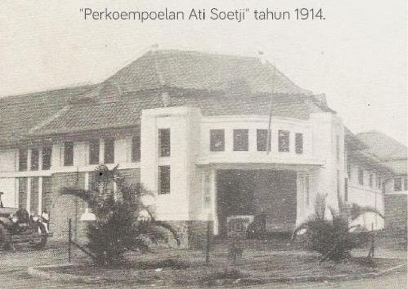 <i>Yayasan Ati Soetji yang tepat berumur 100 tahun pada 2014 lalu. (Twitter @YayasanHatiSuci)</i>
