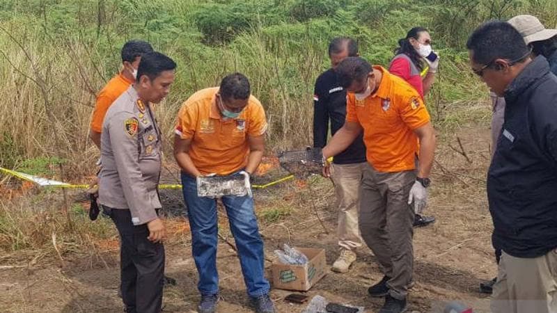 Penemuan mayat yang dibakar di Pantai Marina Semarang, diduga jasad PNS Kota Semarang yang hilang. (Voi/Antara)