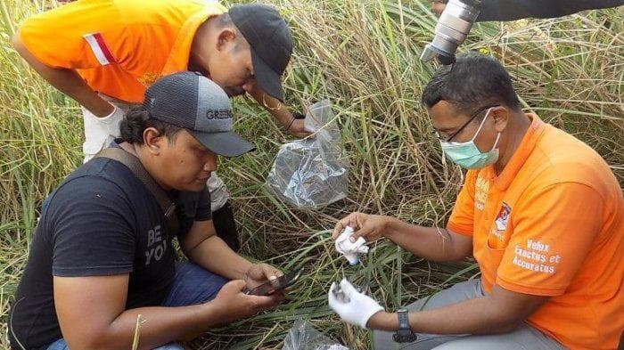 Polisi terus mencari potongan tubuh dan barang-barang Iwan Budi yang belum ditemukan. (Tribunnews)