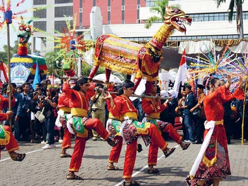 Menyambut datangnya Bulan Puasa, masyarakat Semarang selalu menggelar perayaan Warak Ngendog. (Ppid.semarangkota)