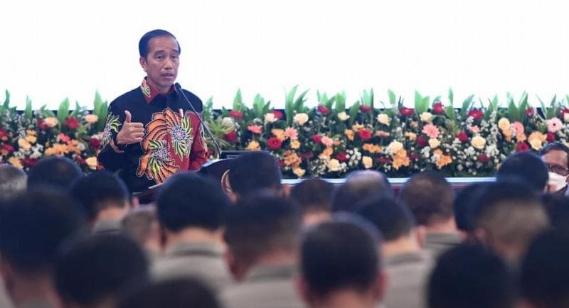 Presiden Jokowi memberikan arahan kepada para pejabat Polri. (DW/Biro Kepresidenan/Lukas)