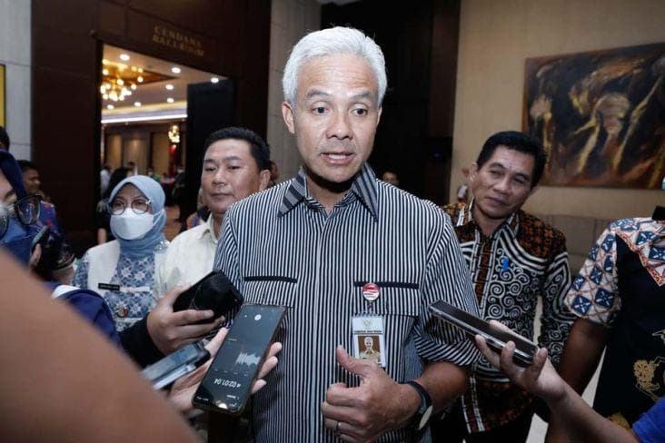 Gubernur Jawa Tengah Ganjar Pranowo meminta agar seluruh rumah sakit dan pelayanan kesehatan mencatat data anak yang terkena GGA dengan baik agar bisa ditangani dengan tepat. (Sindonews)