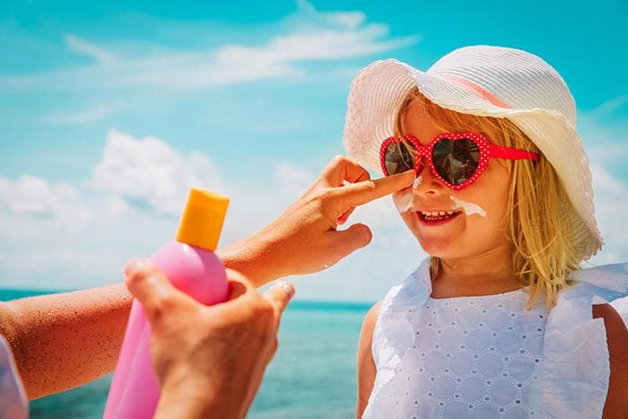 Tips Memakai Sunscreen untuk Kulit Berminyak