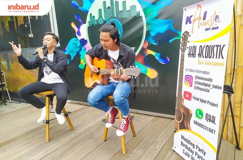 Sore yang Sendu bersama Petikan Gitar dan Lagu Pop 'Ambyar' KAI Acoustic