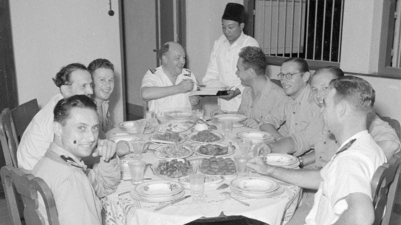 Keunikan rijsttafel Indonesia sempat mendongkrak pariwisata Hindia-Belanda. (Wikimedia Commons via VOI)