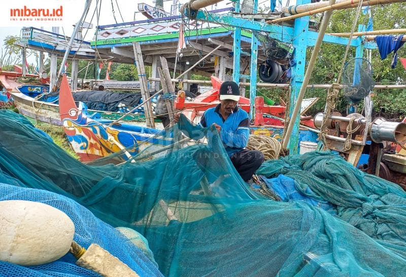 Duka Nelayan Sendang Sikucing: Cuaca Buruk, Solar Sulit, dan Harga Ikan Anjlok
