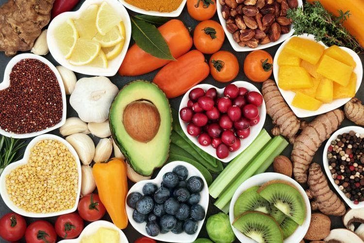 Makanan yang kaya antioksidan dapat mengurangi peradangan. (Shutterstock/marilyn barbone via Kompas)