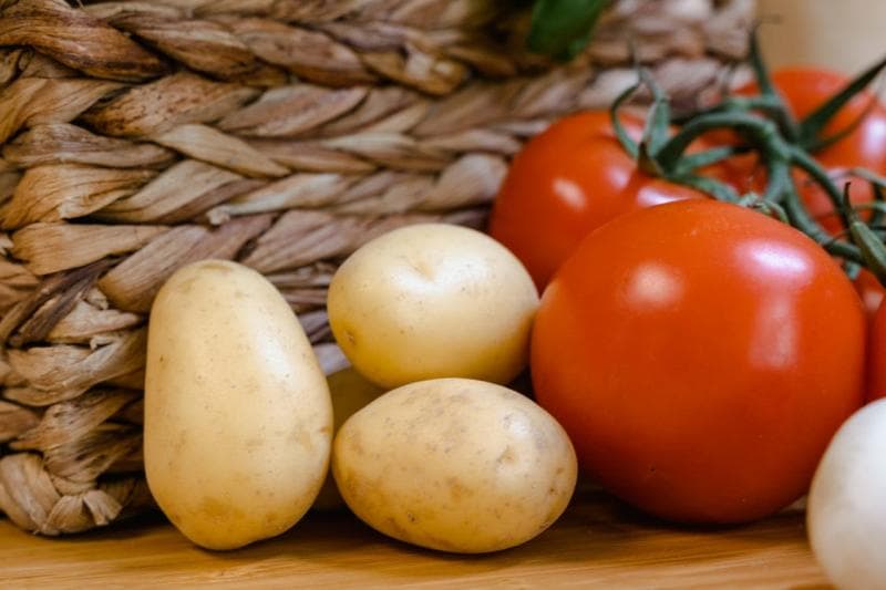 Peneliti Temukan Senyawa dalam Kentang dan Tomat Bisa Lawan Sel Kanker
