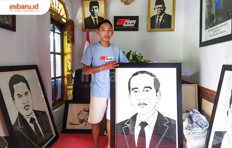 Seniman Pati Ubah Limbah Plastik Jadi Sketsa Wajah nan Cantik