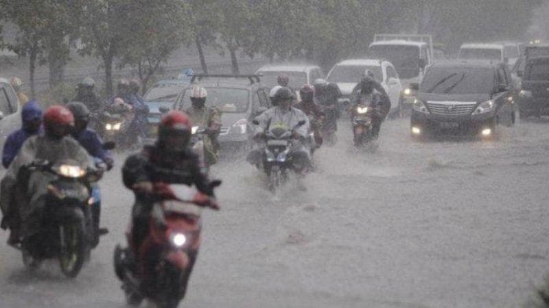 Ilustrasi hujan ekstrem di Indonesia. (Kompas/Roderick Adrian Mozes)