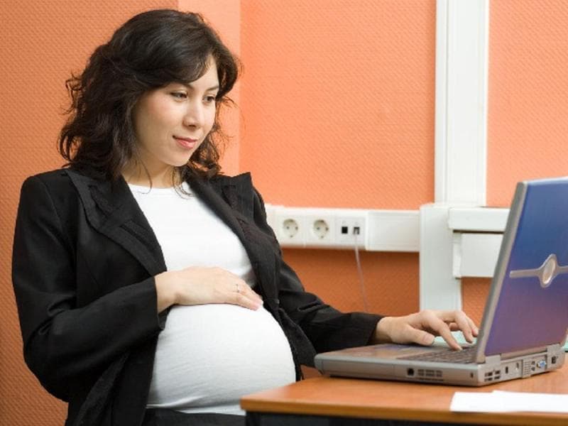 Ilustrasi: Cuti haid dan hamil diatur dalam Pasal 81 UU Ketenagakerjaan. (Istimewa)
