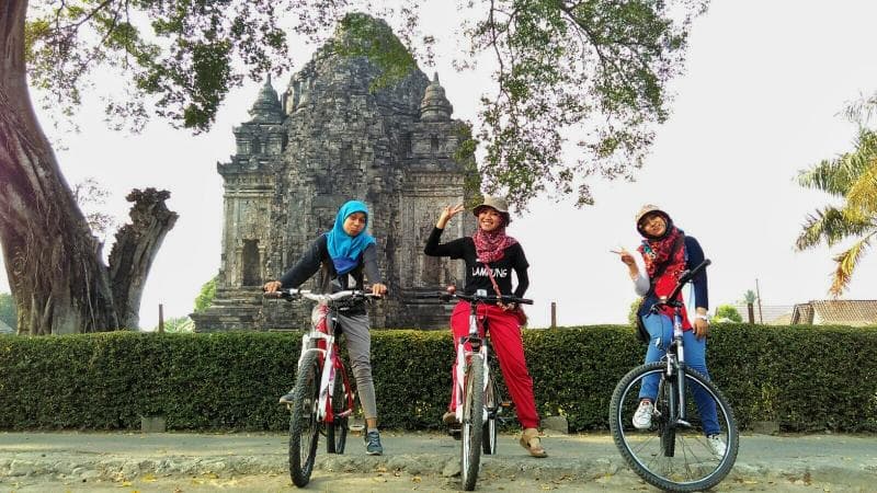 Yuk Gowes! Ini Rute Bersepeda Keliling Candi di Jogja