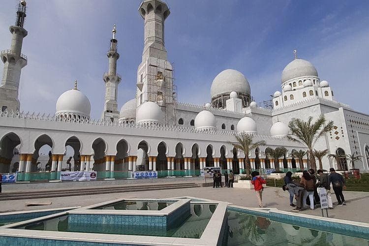 Masjid Raya Syeikh Zayed Solo bakal dibuka 28 Februari 2023. (Kompas/Labib Zamani)