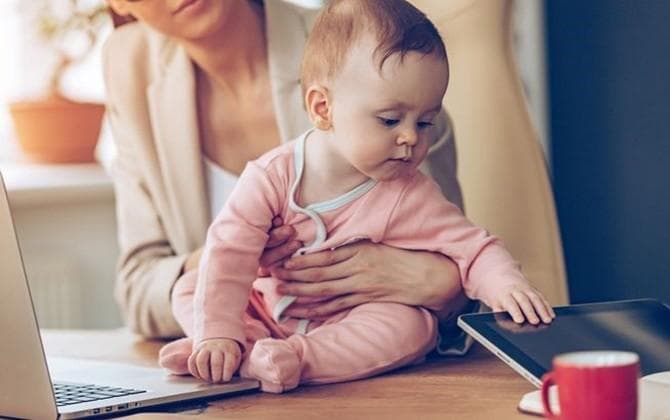 Tips Kembali Bekerja Usai Cuti Melahirkan