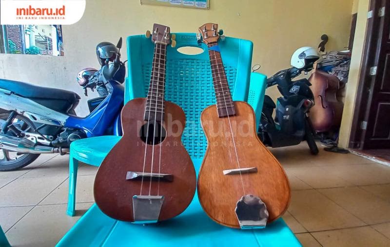Salah satu alat musik keroncong yang diproduksi Bambang Wisnu Setiaji. (Inibaru.id/ Fitroh Nurikhsan)