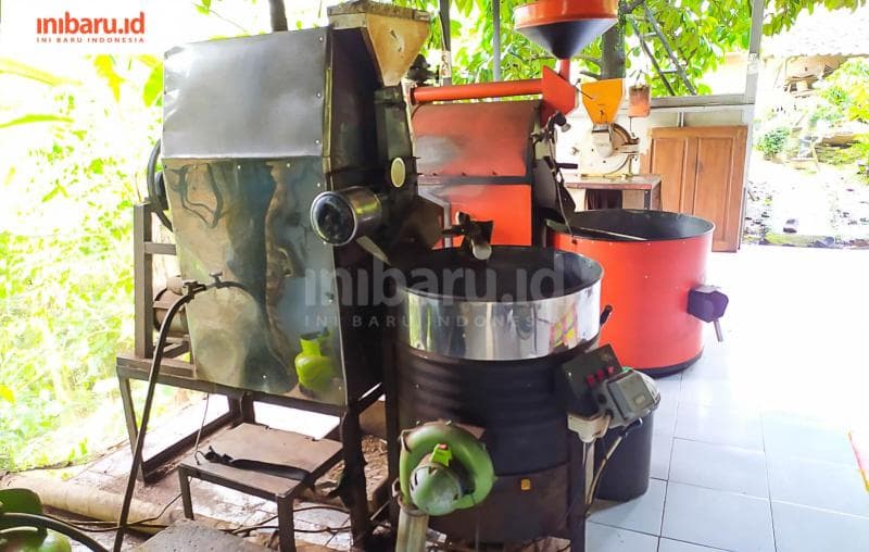 Sukses Bisnis Sangrai Kopi dengan Mesin Buatan Sendiri