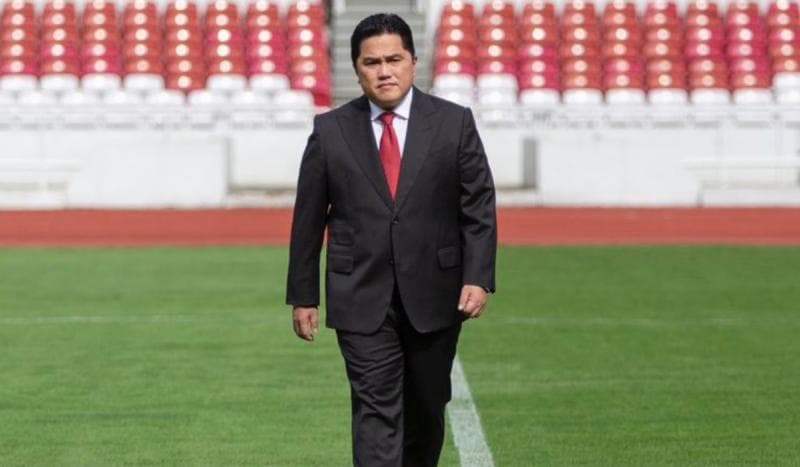 Erick Thohir meminta semua pencinta sepak bola tetap berkepala tegak atas keputusan berat FIFA. (Instagram/Ericktohir)