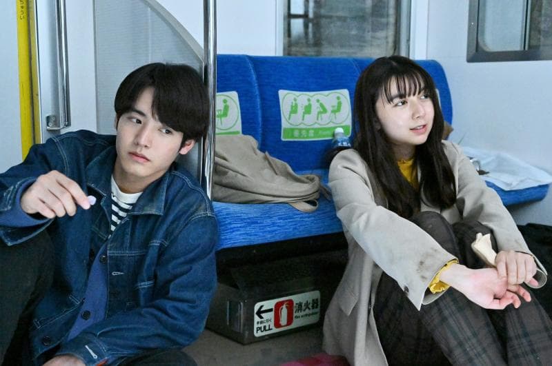 Pending Train; Saat Terjebak di Masa Depan Gara-Gara Gempa di Kereta