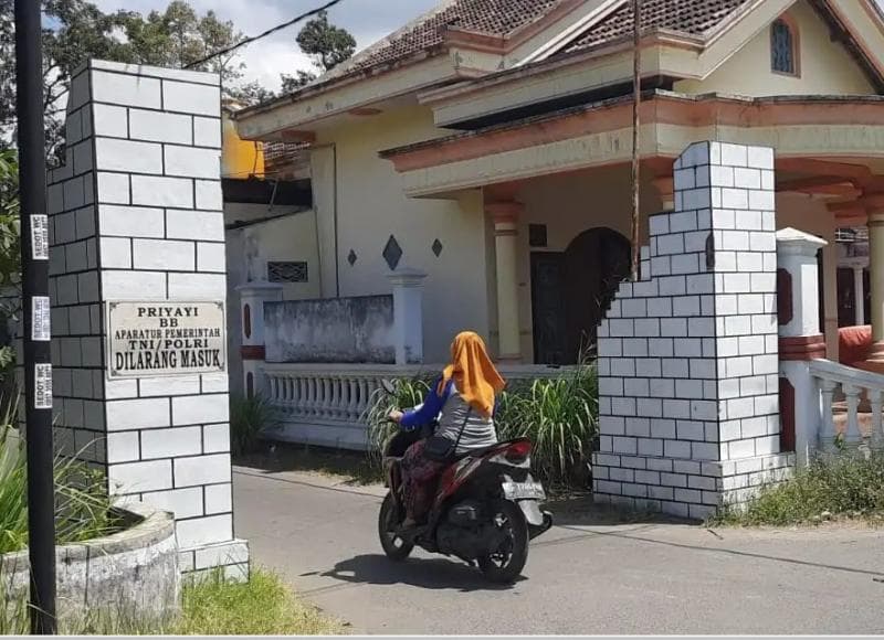 Perihal Mitos Larangan Anggota TNI-Polri Masuk Dusun Setono Kediri
