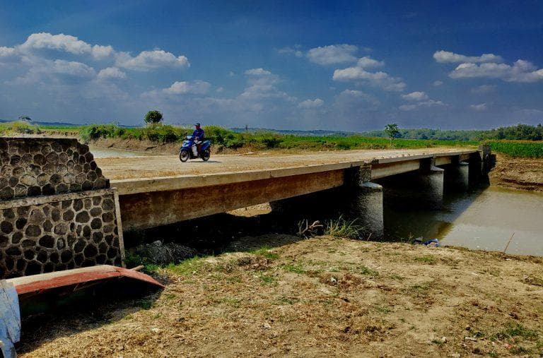 Jembatan Klewor biasanya tenggelam saat debit air Waduk Kedungombo normal. (Jatengdaily/Yds)