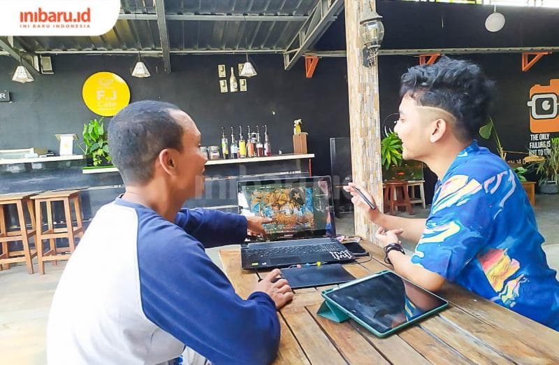 Menjadi Ilustrator Digital: Harus Pandai Menghadapi Klien Biar Cuan