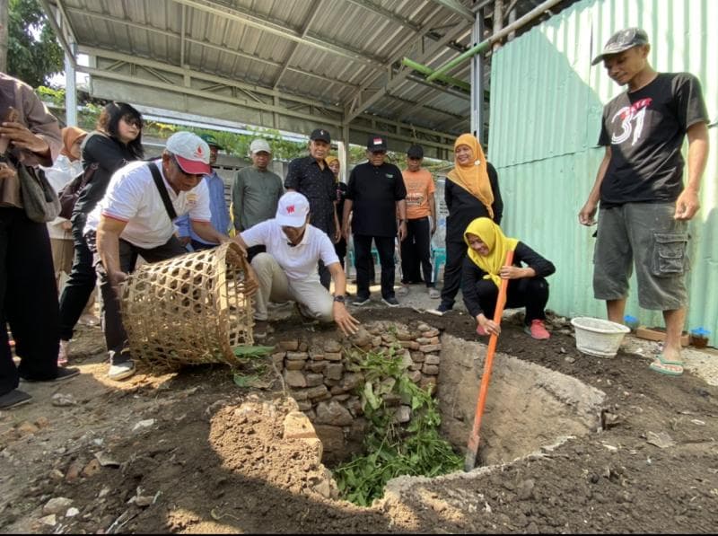 Berkat Mbah Dirjo, Warga Jogja Mampu Kurangi Sampah Sampai Puluhan Ton