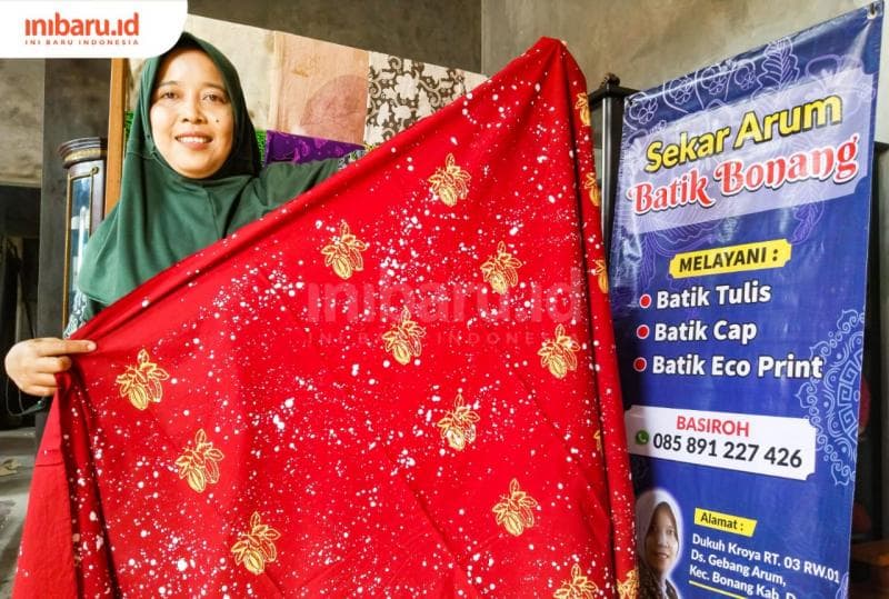 Berkunjung ke Rumah Produksi Batik Sekar Arum Demak untuk Belajar Membatik