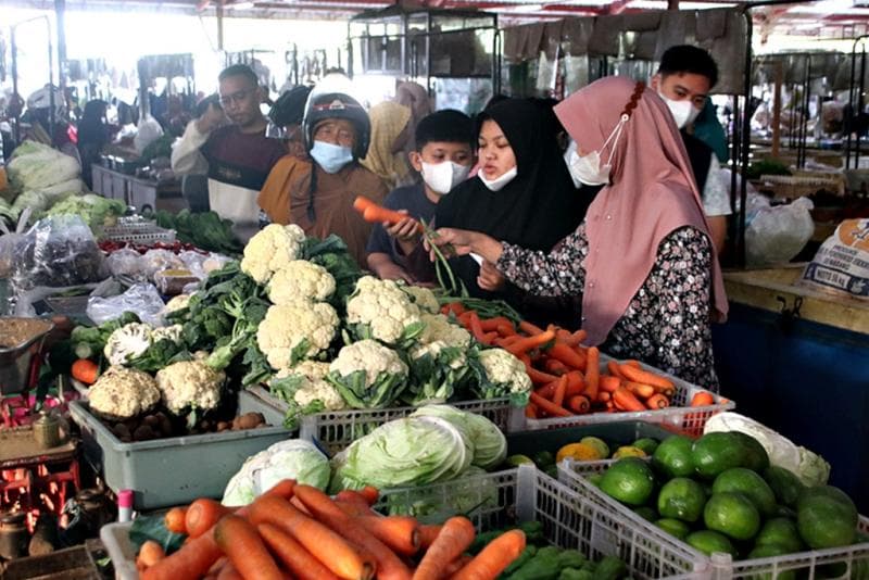 Konsumsi rumah tangga menjadi pendorong pertumbuhan ekonomi di Jawa Tengah. (infopublik)