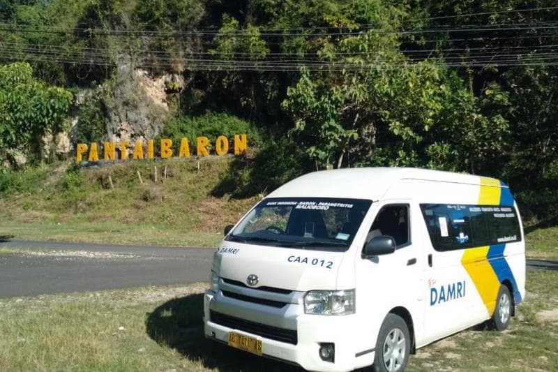 Naik Damri ke Pantai Baron Gunungkidul? Bisa!