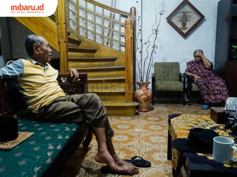 Nursahit dan istrinya tinggal di rumah ini sejak 1978. (Inibaru.id/ Audrian F)<br>