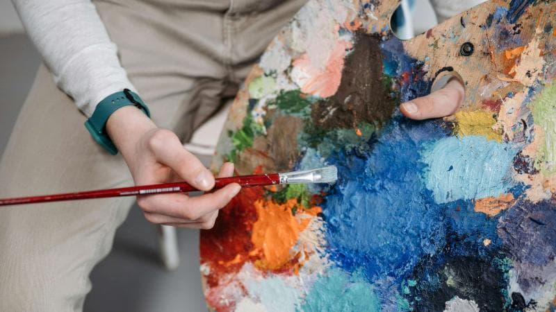 Disney dan Universal Menuntut Platform AI, Bisakah Seniman Independen Melawan Juga?