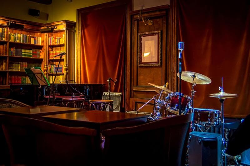 Aturan Royalti Lagu untuk Kafe dan Resto, Siapa yang Paling Terdampak?