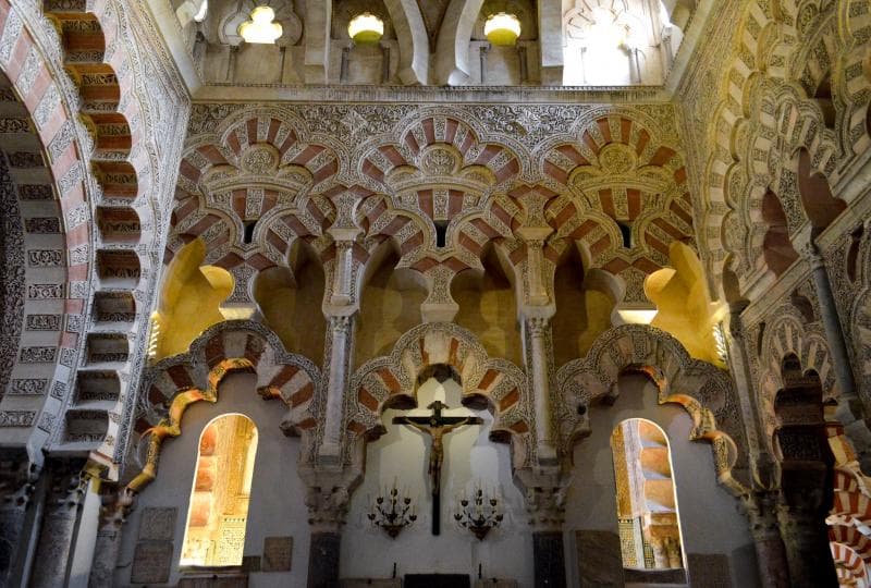 Bagian masjid yang digunakan sebagai katedral (Flickr/Fransisco Anzola)