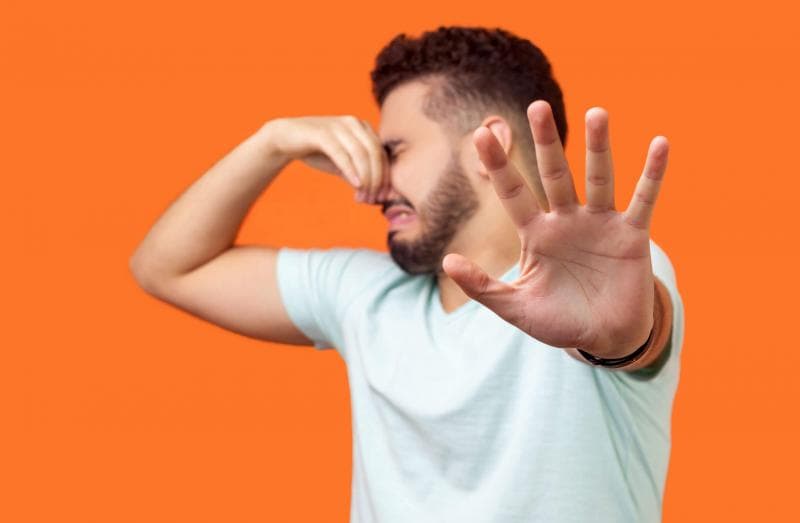 Kok Bisa Sih Kaus Bahan Polyester Cepat Bau?