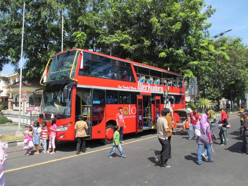 Pengin Wisata di Solo dengan Cara Berbeda? Naik Bus Werkudara Saja