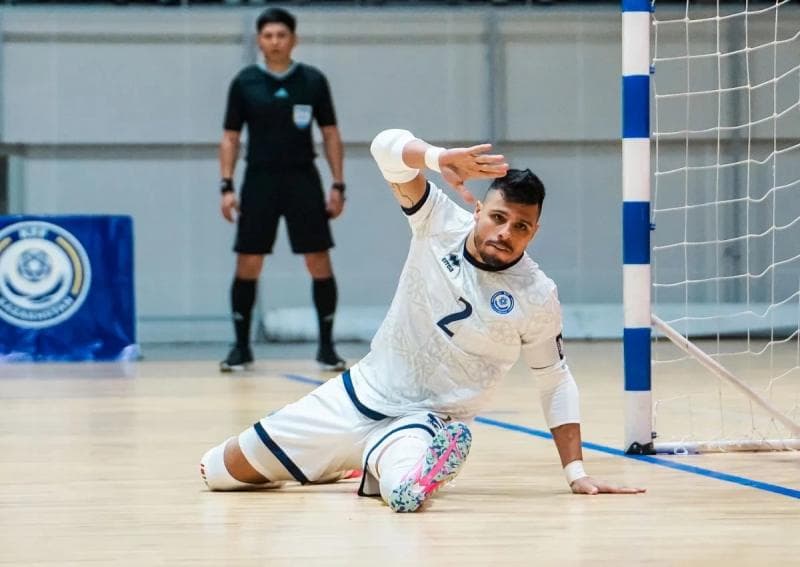 Beda dengan Sepak Bola, Mengapa Kiper Futsal Sering Tidak Pakai Sarung Tangan?