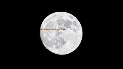 Duh, Bulan Terancam Jadi 'Kuburan' Satelit Mati! Begini Penjelasan Para Ahli