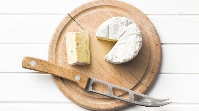 Ilustrasi cheese knife. (Shutterstock)