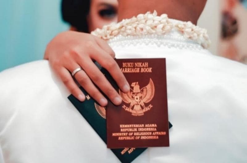 Sebagian generasi muda Jawa dan Sunda nggak lagi mempercayai mitos pelarangan menikah antara dua suku ini. (Instagram.com/dhiefatograph)<br>