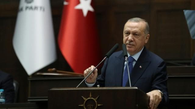 Erdogan meminta semua pihak menghormati keputusan pemerintahannya. (Reuters)<br>