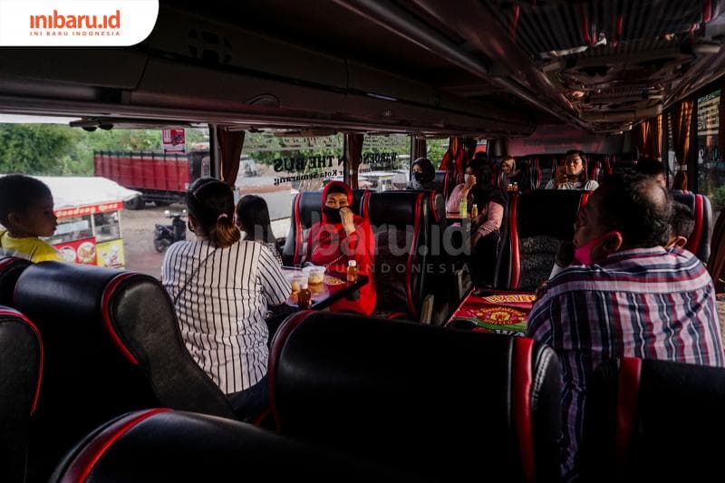 Naik Waroeng On The Bus Serasa Nongkrong Sambil Mengitari Kota Semarang