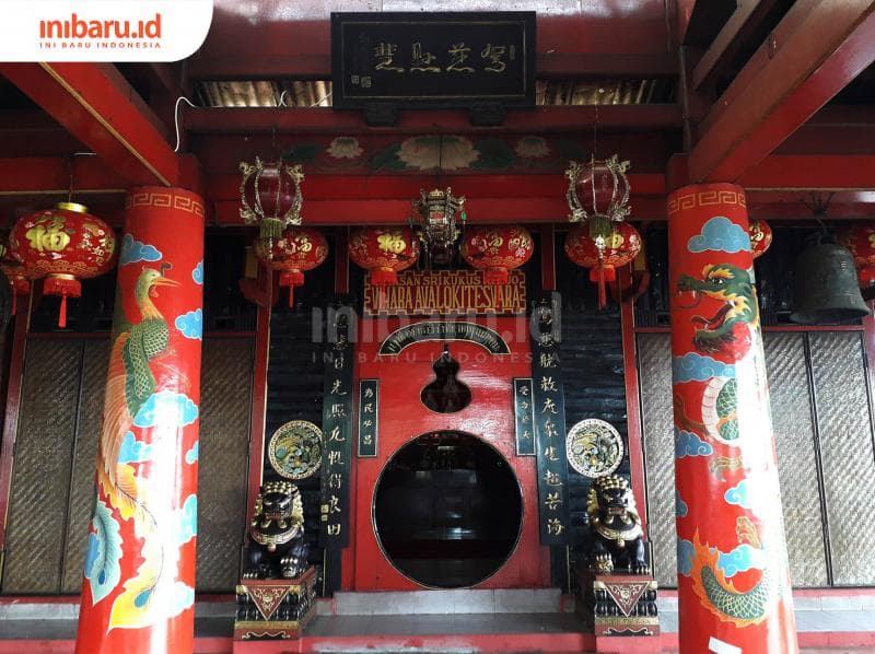 Mengais Sisa-Sisa Kenangan Masa Kecil di Vihara Gunung Kalong