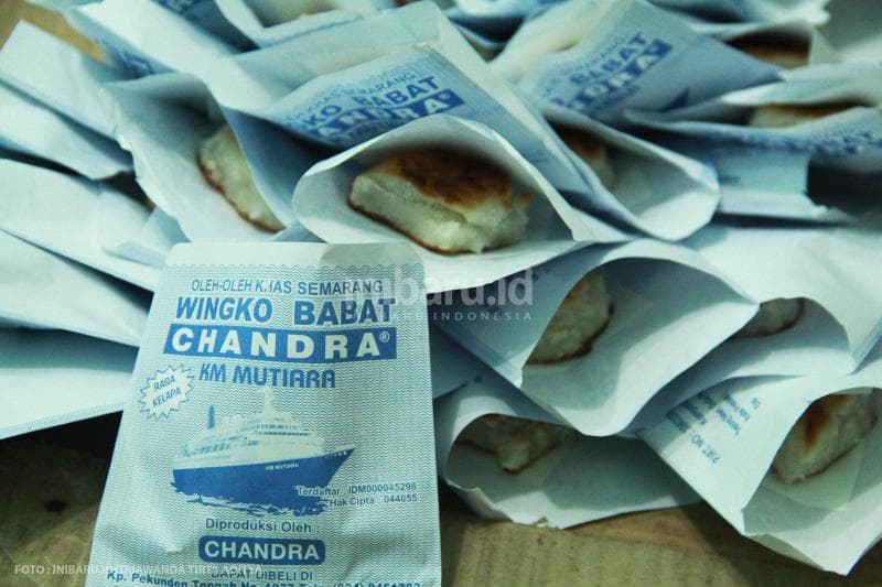 Wingko Babat yang sudah matang lalu di kemas, dalam satu bungkus ada 20 butir Wingko Babat.<br>