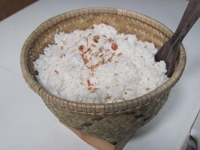 Nasi di dalam bakul ibarat sumber kekayaan negara dari rakyat, harus dijaga dengan baik. (Flickr)